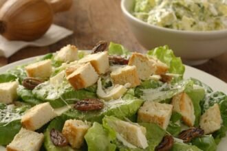 Original Caesar Salad Rezept: So gelingt der Klassiker perfekt